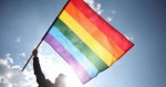bandiera-rainbow-gay-586x312